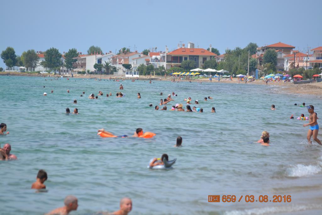 Apartments Dimitra Паралія-Діонісіу Екстер'єр фото